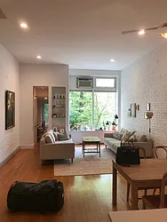 Rented by R New York