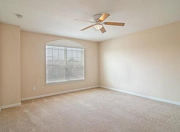 5th image of 2407 Mesa Glen Dr
