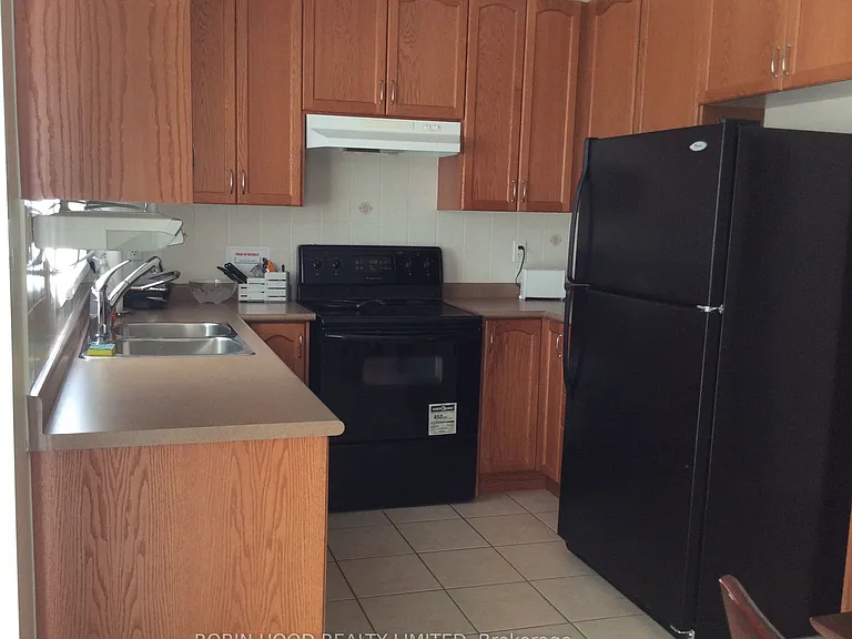 39 Palm Tree Rd — Photo 9