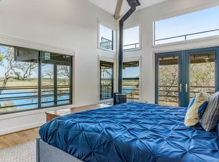 112 Center Cove Ii Loop, Spicewood, TX 78669
