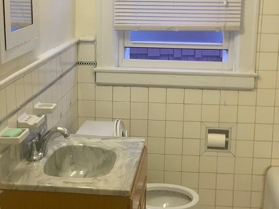 5th image of 14040 Northlawn Ave #1