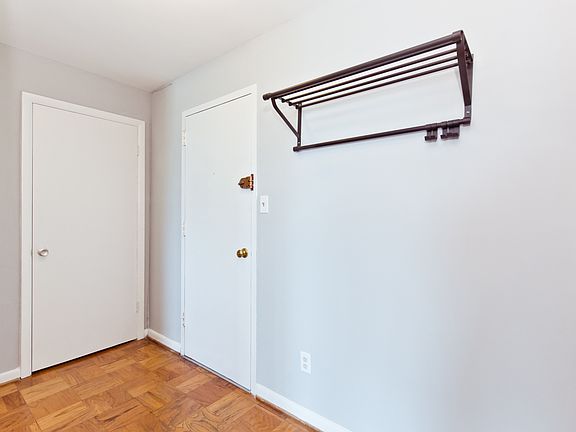 4th image of 4343 Lee Hwy APT 705