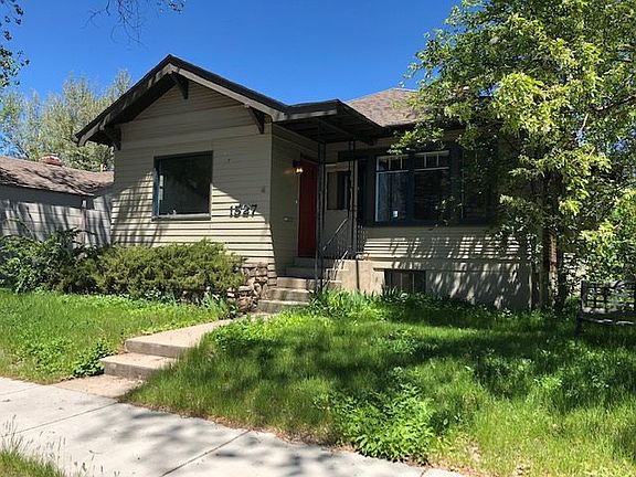 2nd image of 1527 Custer St