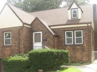 228 Clark Ter, Cliffside Park, NJ 07010
