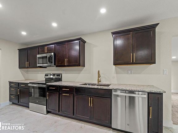 5th image of 11698 S Hwy #33