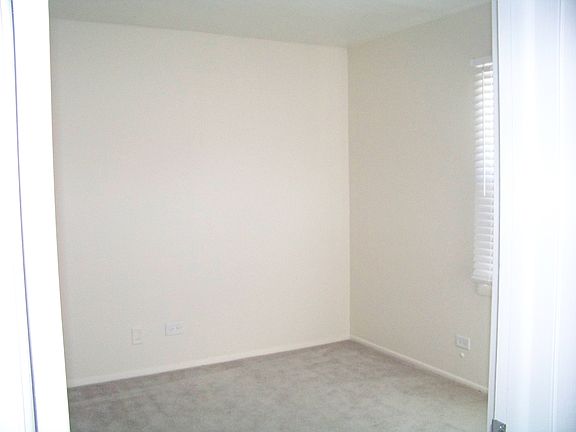 4th image of 15 G Wildwood Ln