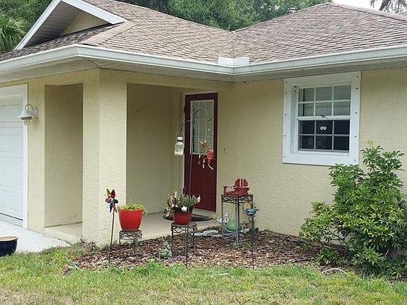 2nd image of 2034 Fraser St
