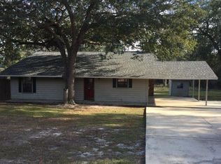 134 Creekview Ave, Freeport, FL 32439