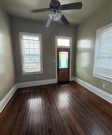 3rd image of 2429 Freret St
