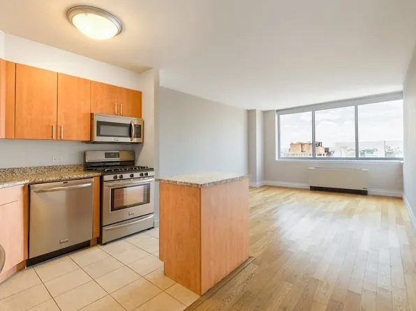776 Sixth Avenue 23H image 3 of 38