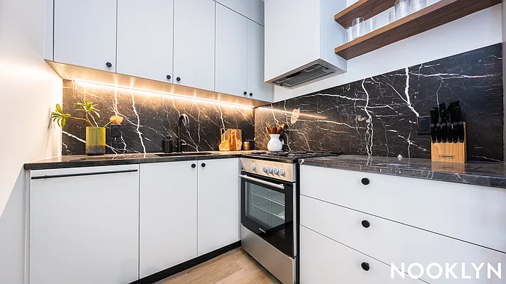 Rented by Nooklyn NYC LLC | media 81