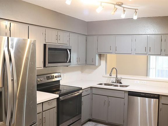 2nd image of 5661 Birchmont Dr #5