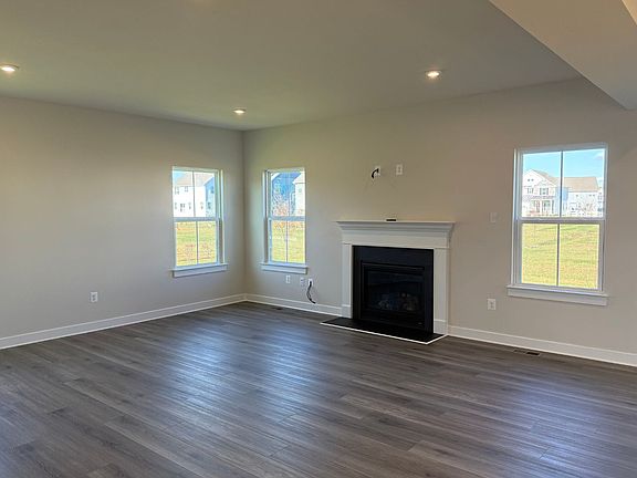 Columbia with Finished Basement