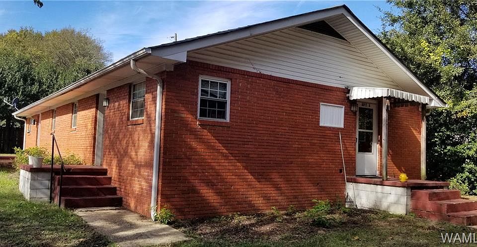 1st image of 402 1/2 42nd St