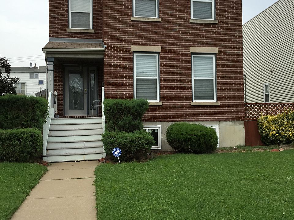 1st image of 2725 Saint Vincent Ave