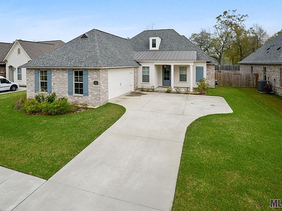2nd image of 15184 Germany Oaks Blvd