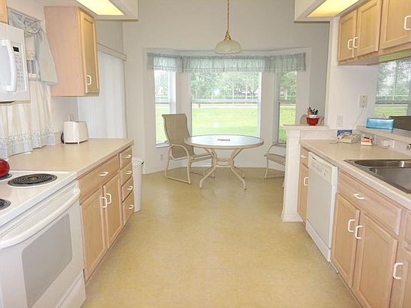 5th image of 18510 Gentle Breeze Ct