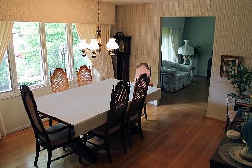 4th image of 7535 W Manitoba Dr