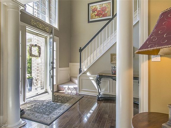 4th image of 17921 Lyon Ln