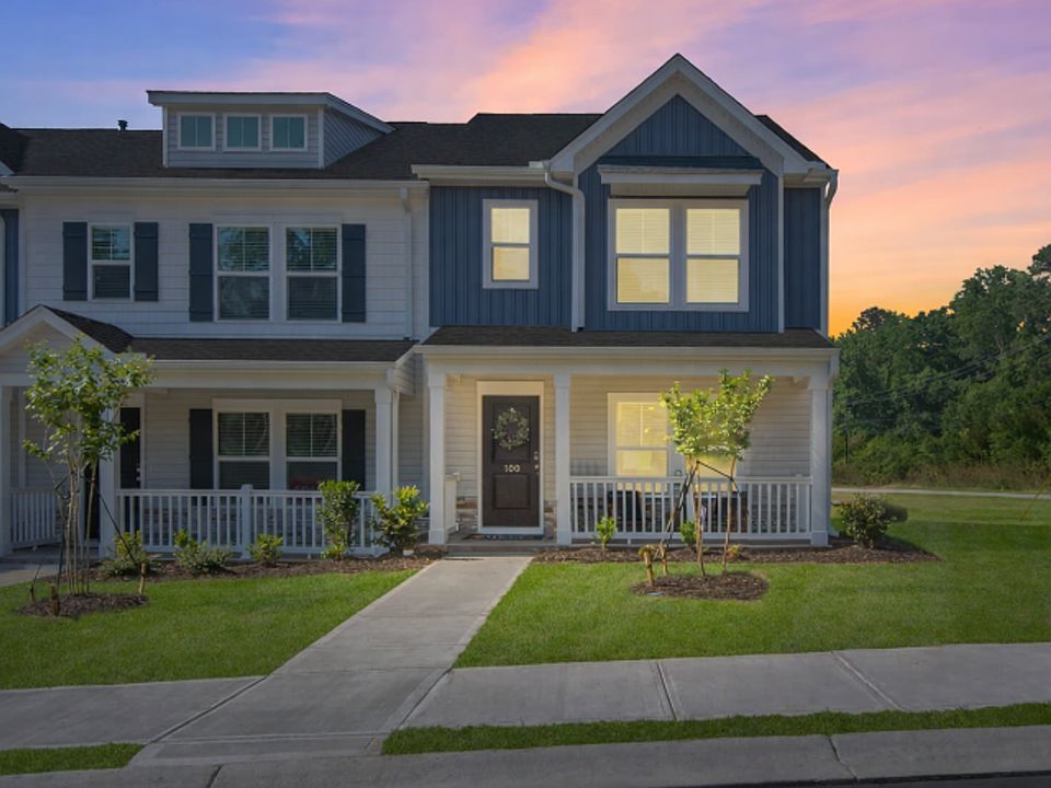 1st image of 102 Wyndham Way