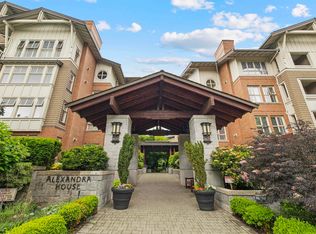 4655 Valley Dr #1207, Vancouver, BC V6J5L6