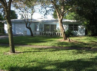 323 Belleair Dr NE, Saint Petersburg, FL 33704