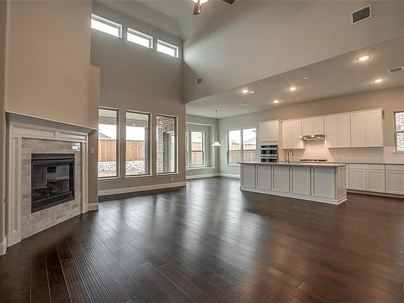 5th image of 6027 Gloucester Dr