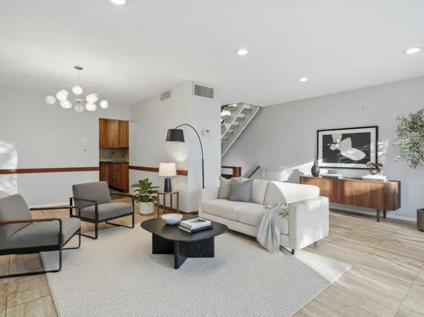 184 Rawson Rd, Brookline, MA 02445