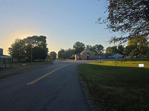 4th image of 4022 New Providence Rd