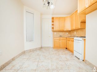 122 Walworth St APT 1R, Brooklyn, NY 11205