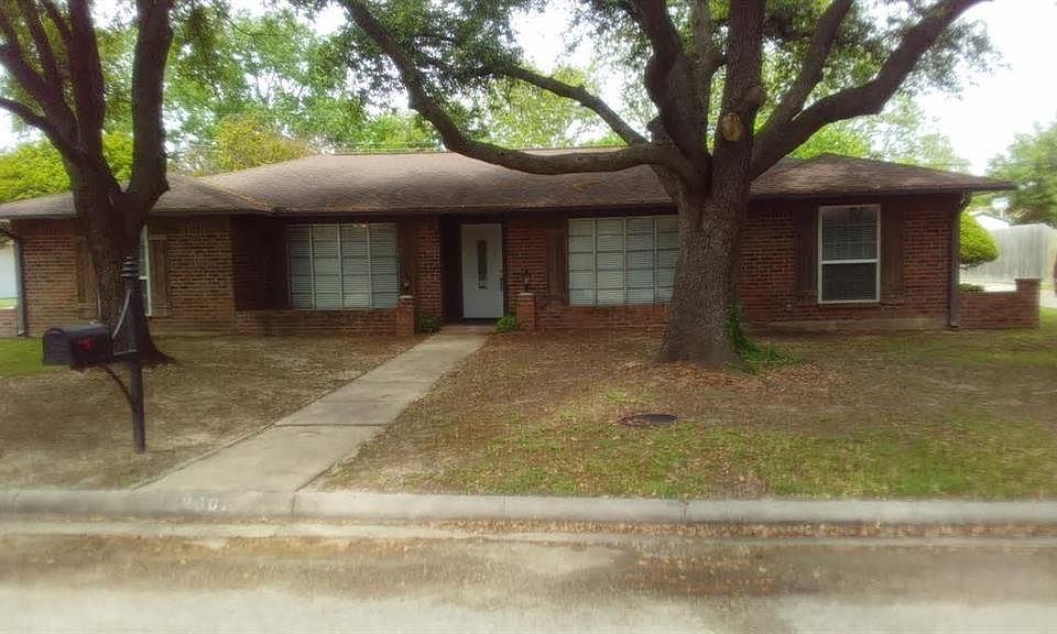 1st image of 2007 Greenbriar Dr