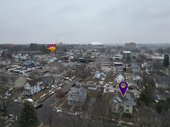 2nd image of 2115 Walnut St