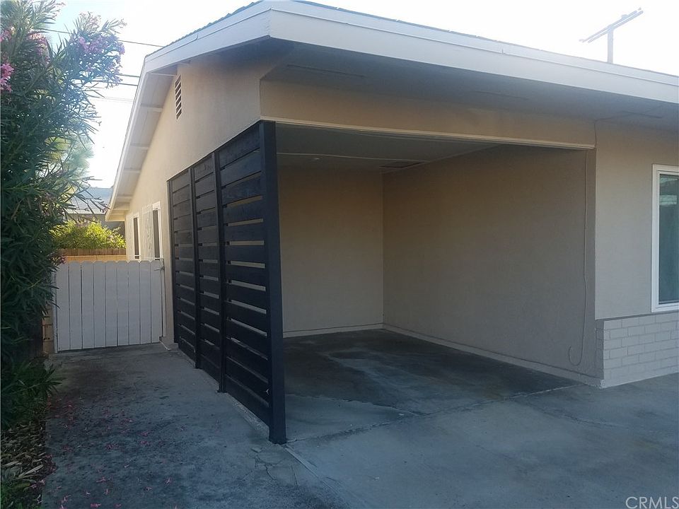 1st image of 521 Snead Dr