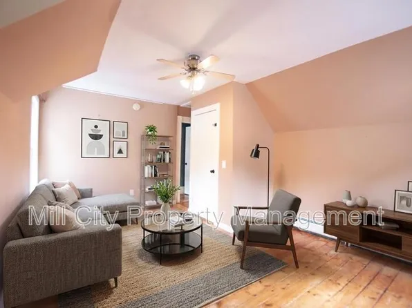 538 Central St #2, Manchester, NH 03103