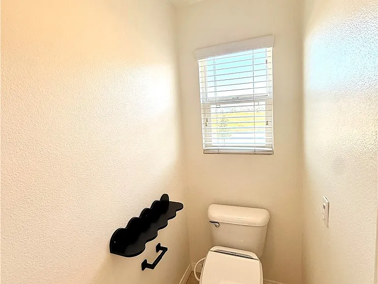 31989 Harden St — Photo 41