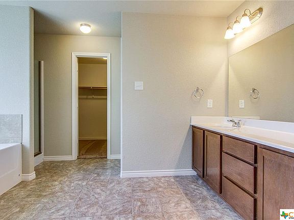 5th image of 2606 Alamocitos Creek Dr