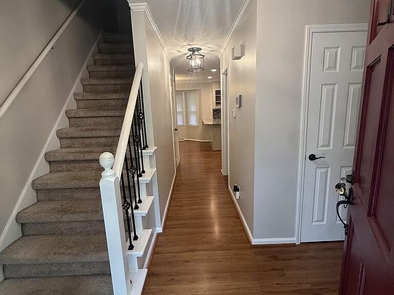 4th image of 547 Beech Tree Ct