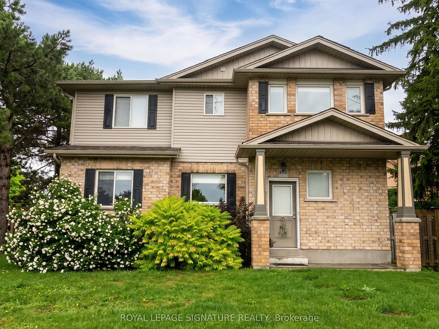 2 bed, $1,899 — Photo 1