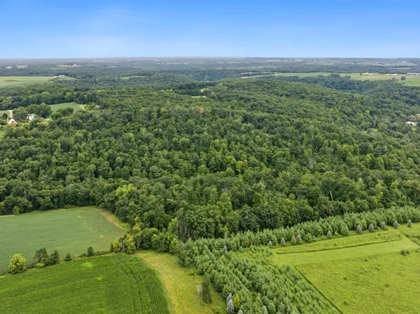 E7534 Hinkst Hollow Rd, Viroqua, WI 54665