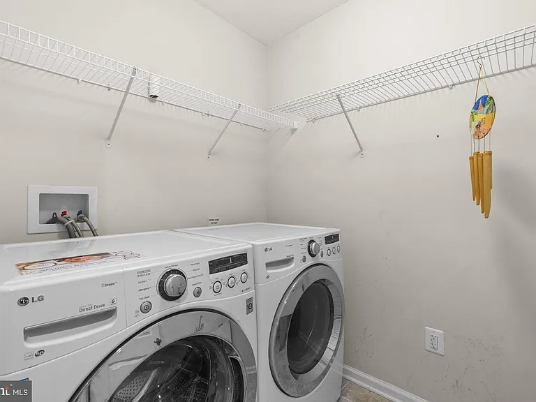 4986 Windpower Way — Photo 37