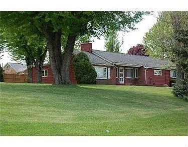 1214 Ross Ave photo 1