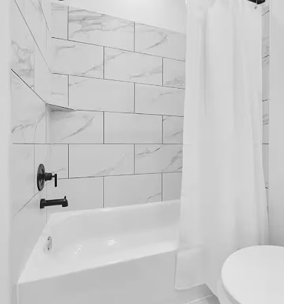 5th image of 3417 Yellowstone Blvd #4