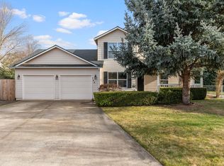 144 Lucas Ct, Eagle Pt, OR 97524