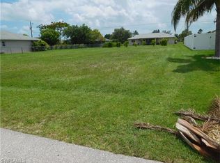 906 SW 3rd Ave, Cape Coral, FL 33991