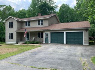 189 Holmes Rd, Winthrop, ME 04364