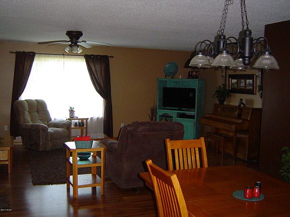 4th image of 101 Uren Ln