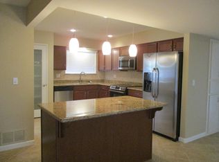 10748 W Saratoga Cir, Sun City, AZ 85351