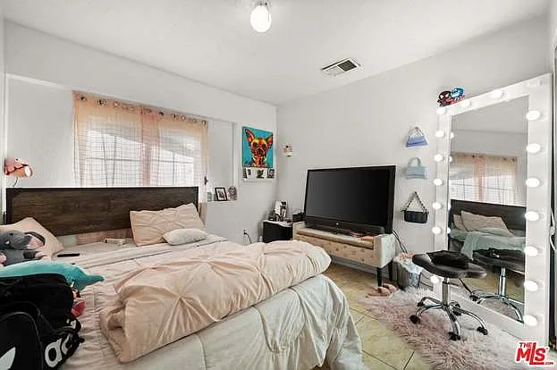1314 E Laurelwood Dr — Photo 17