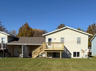 1006 Castlewood Dr, Brookings, SD 57006