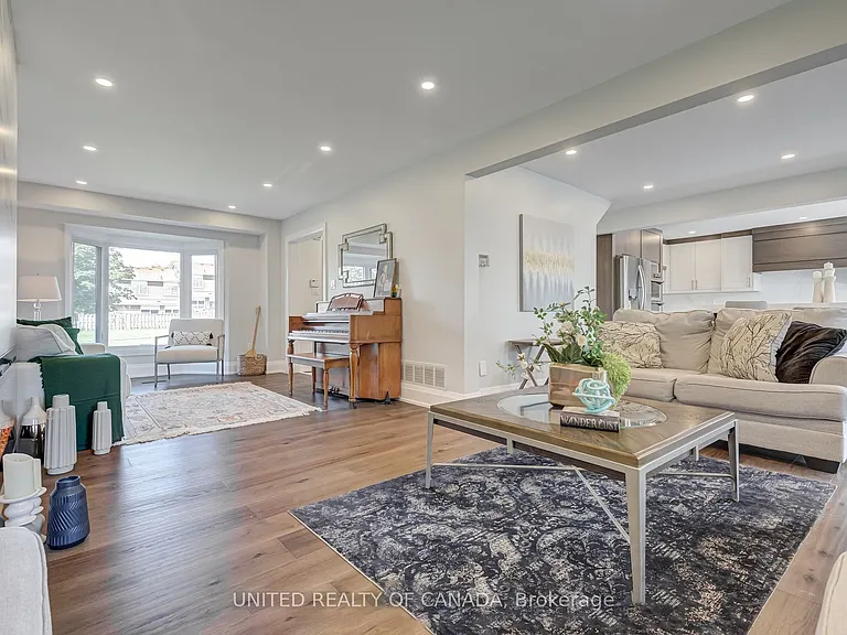 615 Sandford St — Photo 10